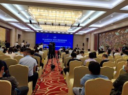 “西部教育融合創(chuàng)新發(fā)展論壇”-組織公司人員參加展會