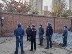 劉總視察施工現(xiàn)場(chǎng)